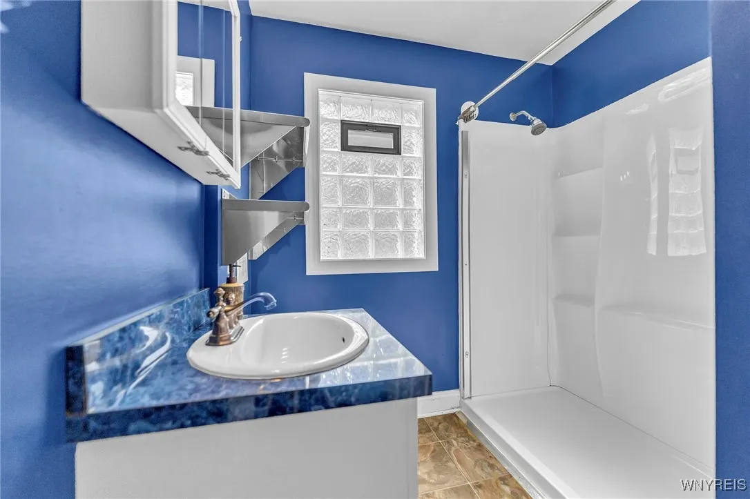 2732 Cleveland Avenue, Niagara Falls, New York 143, Niagara Falls, New York 14305, 2 Bedrooms Bedrooms, 5 Rooms Rooms,2 BathroomsBathrooms,Residential,Closed,2732 Cleveland Avenue, Niagara Falls, New York 143,0,B1624529