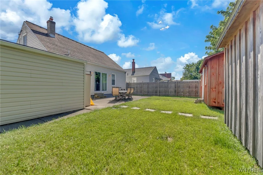 2732 Cleveland Avenue, Niagara Falls, New York 143, Niagara Falls, New York 14305, 2 Bedrooms Bedrooms, 5 Rooms Rooms,2 BathroomsBathrooms,Residential,Closed,2732 Cleveland Avenue, Niagara Falls, New York 143,0,B1624529