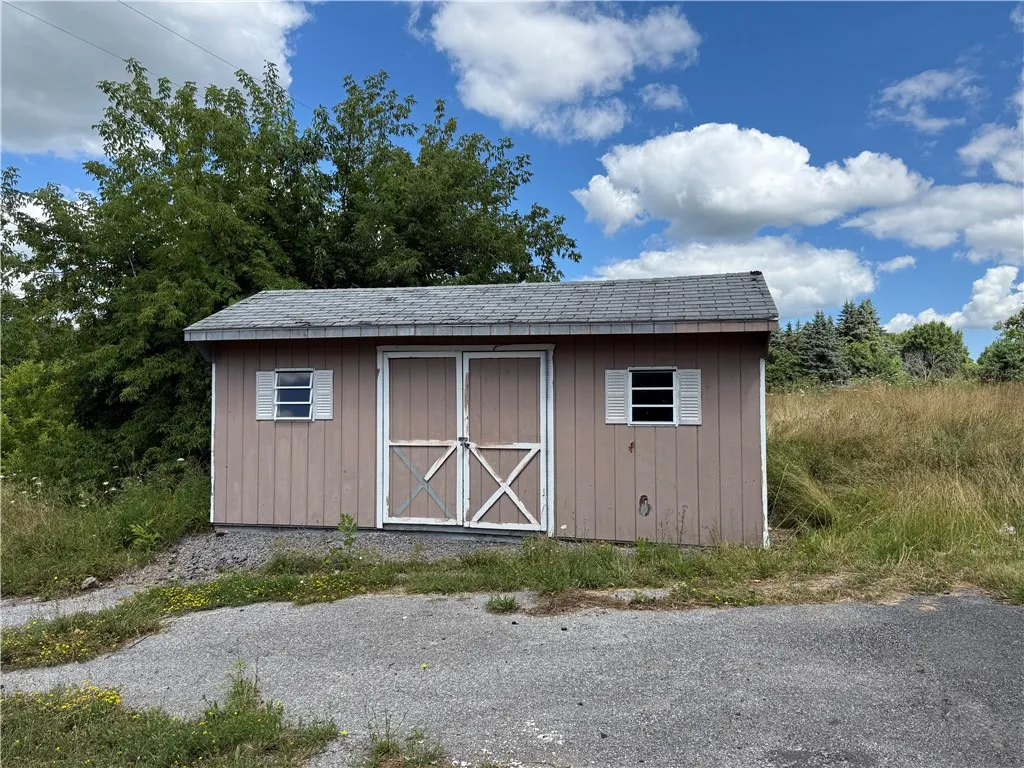 Shed