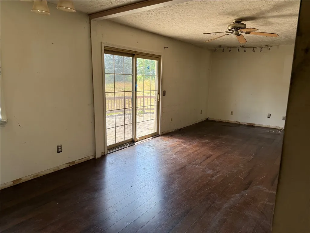 Dining Room/Living Room