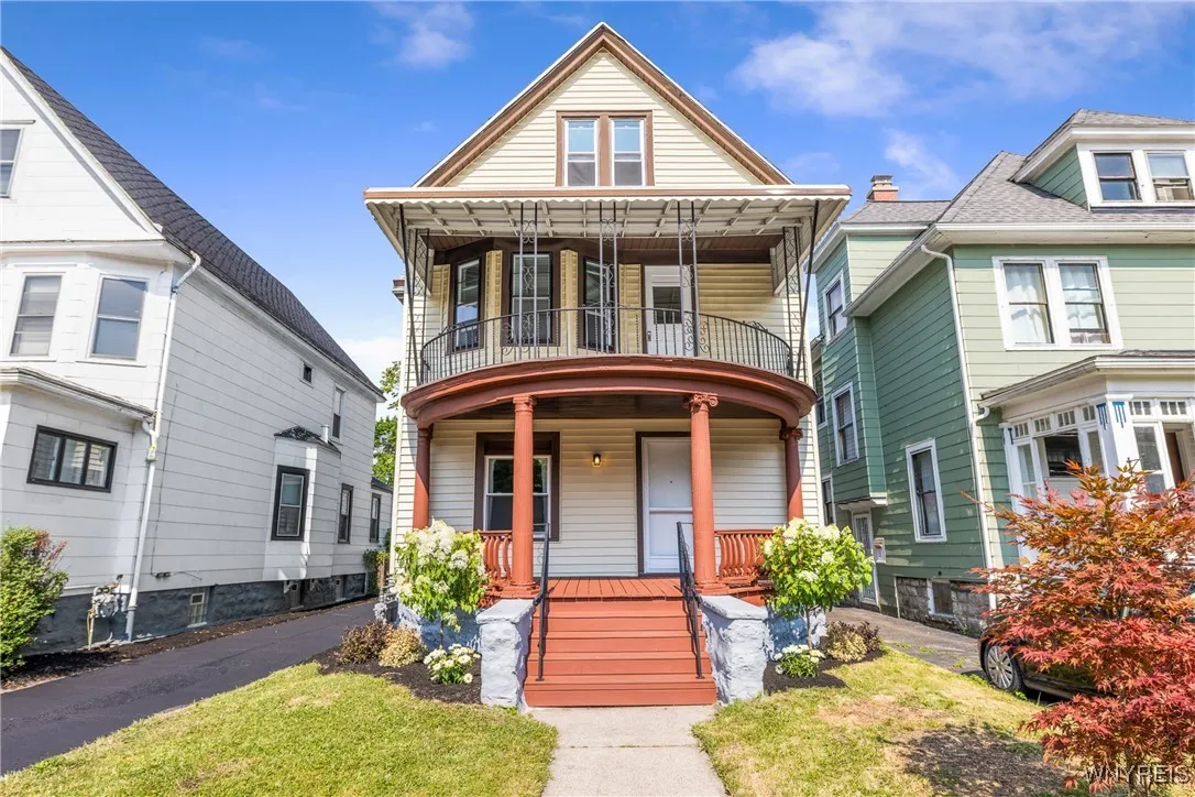 48 Oakgrove Avenue, Buffalo, New York 14208, Buffalo, New York 14208, 6 Bedrooms Bedrooms, ,2 BathroomsBathrooms,Residential,Closed,48 Oakgrove Avenue, Buffalo, New York 14208,0,B1623177