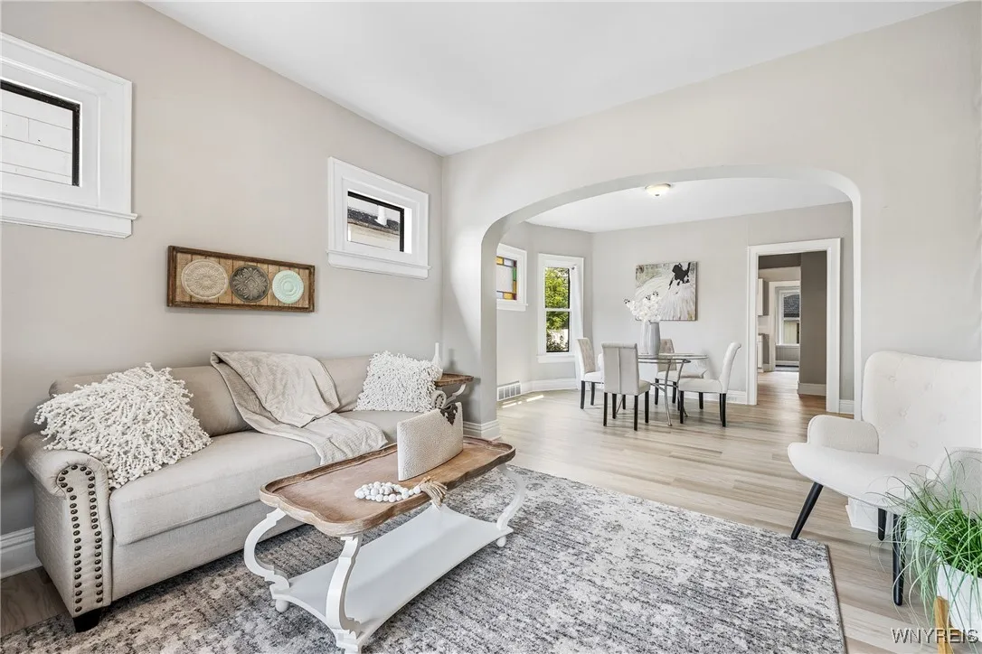 48 Oakgrove Avenue, Buffalo, New York 14208, Buffalo, New York 14208, 6 Bedrooms Bedrooms, ,2 BathroomsBathrooms,Residential,Closed,48 Oakgrove Avenue, Buffalo, New York 14208,0,B1623177