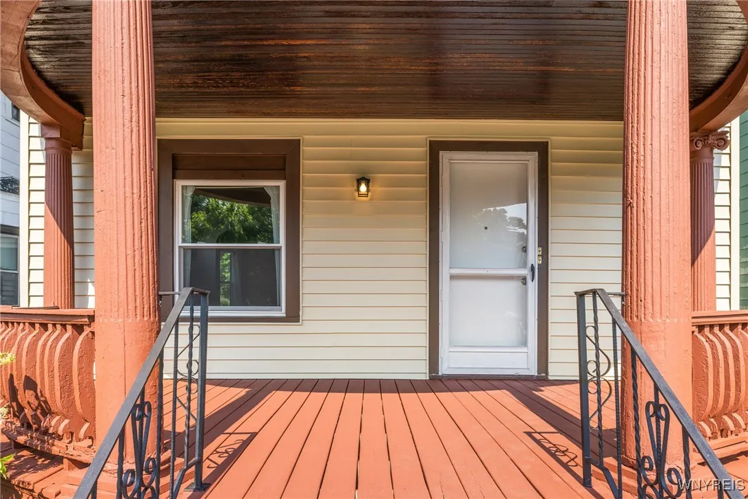 48 Oakgrove Avenue, Buffalo, New York 14208, Buffalo, New York 14208, 6 Bedrooms Bedrooms, ,2 BathroomsBathrooms,Residential,Closed,48 Oakgrove Avenue, Buffalo, New York 14208,0,B1623177