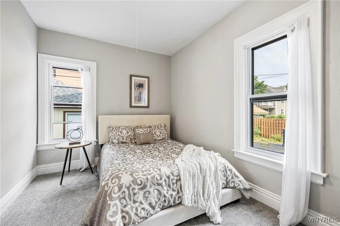 48 Oakgrove Avenue, Buffalo, New York 14208, Buffalo, New York 14208, 6 Bedrooms Bedrooms, ,2 BathroomsBathrooms,Residential,Closed,48 Oakgrove Avenue, Buffalo, New York 14208,0,B1623177