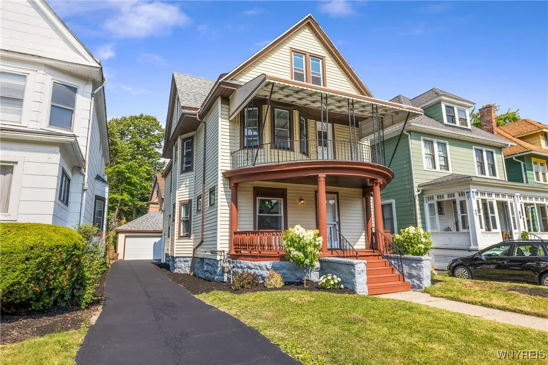 48 Oakgrove Avenue, Buffalo, New York 14208, Buffalo, New York 14208, 6 Bedrooms Bedrooms, ,2 BathroomsBathrooms,Residential,Closed,48 Oakgrove Avenue, Buffalo, New York 14208,0,B1623177