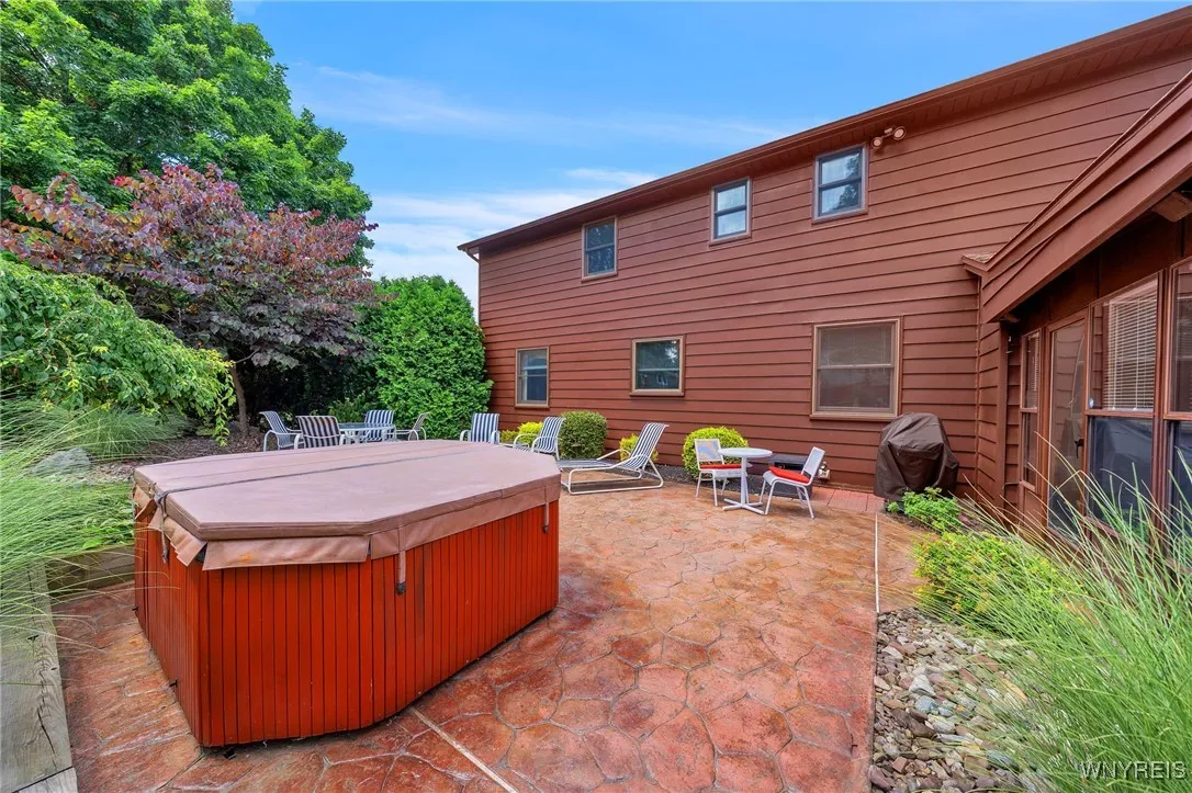 4619 Pine Manor Drive, Clarence, New York 14031, Clarence, New York 14031, 4 Bedrooms Bedrooms, 4 Rooms Rooms,2 BathroomsBathrooms,Residential,Closed,4619 Pine Manor Drive, Clarence, New York 14031,0,B1623877