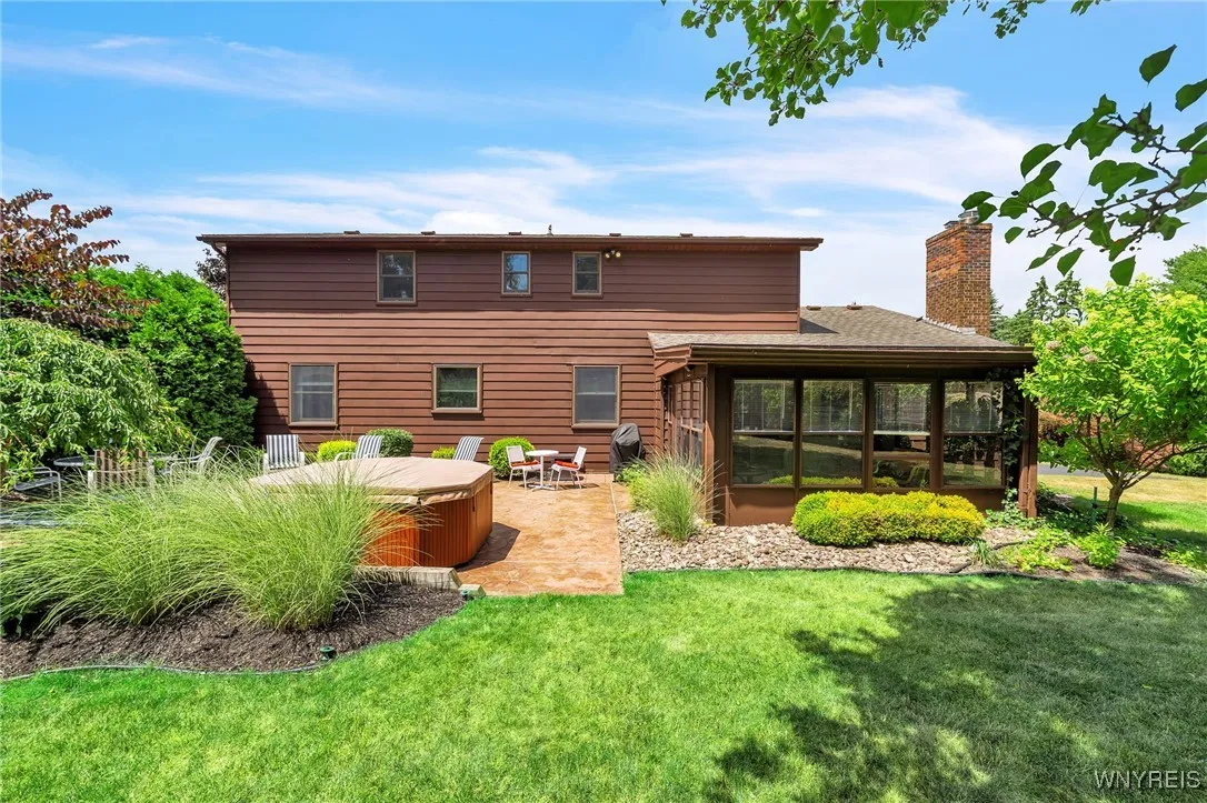 4619 Pine Manor Drive, Clarence, New York 14031, Clarence, New York 14031, 4 Bedrooms Bedrooms, 4 Rooms Rooms,2 BathroomsBathrooms,Residential,Closed,4619 Pine Manor Drive, Clarence, New York 14031,0,B1623877