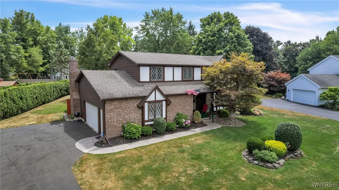 4619 Pine Manor Drive, Clarence, New York 14031, Clarence, New York 14031, 4 Bedrooms Bedrooms, 4 Rooms Rooms,2 BathroomsBathrooms,Residential,Closed,4619 Pine Manor Drive, Clarence, New York 14031,0,B1623877