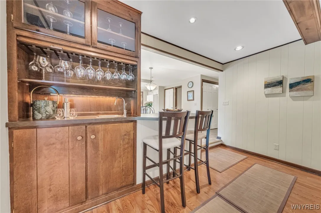 4619 Pine Manor Drive, Clarence, New York 14031, Clarence, New York 14031, 4 Bedrooms Bedrooms, 4 Rooms Rooms,2 BathroomsBathrooms,Residential,Closed,4619 Pine Manor Drive, Clarence, New York 14031,0,B1623877