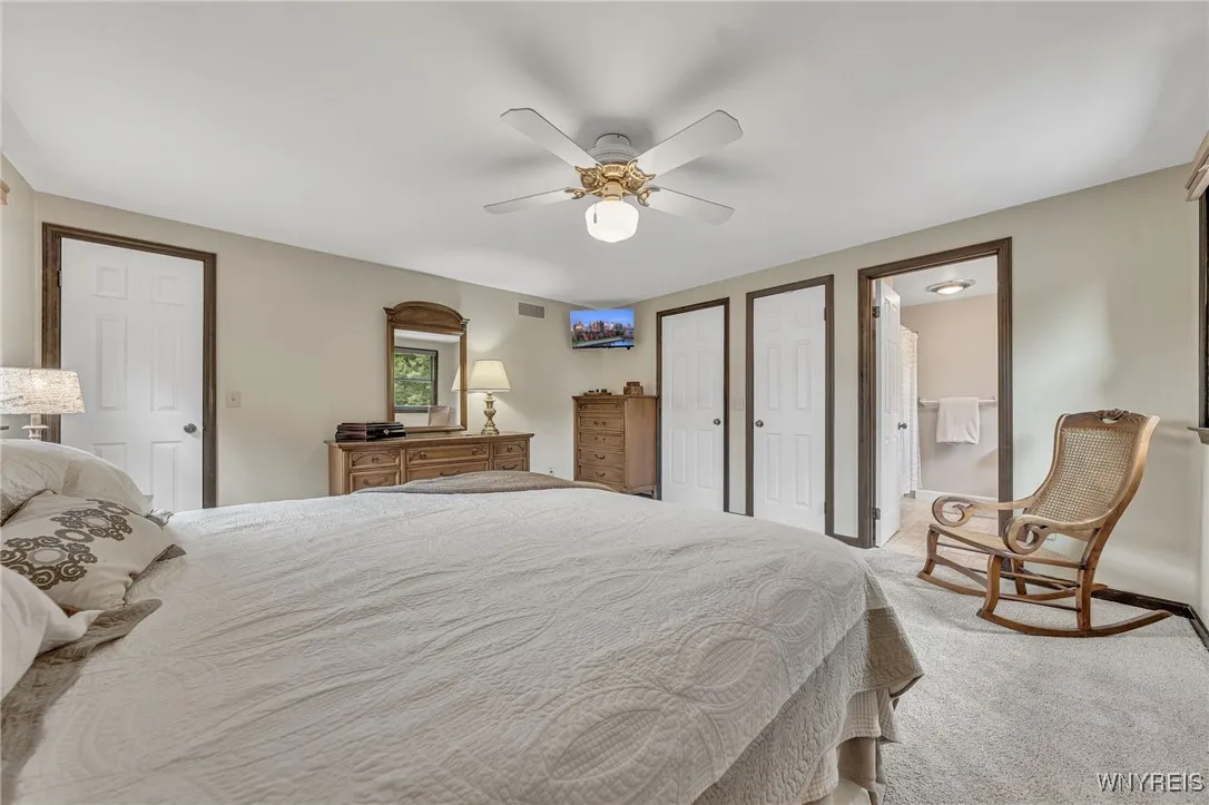 4619 Pine Manor Drive, Clarence, New York 14031, Clarence, New York 14031, 4 Bedrooms Bedrooms, 4 Rooms Rooms,2 BathroomsBathrooms,Residential,Closed,4619 Pine Manor Drive, Clarence, New York 14031,0,B1623877
