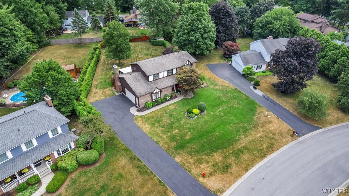 4619 Pine Manor Drive, Clarence, New York 14031, Clarence, New York 14031, 4 Bedrooms Bedrooms, 4 Rooms Rooms,2 BathroomsBathrooms,Residential,Closed,4619 Pine Manor Drive, Clarence, New York 14031,0,B1623877