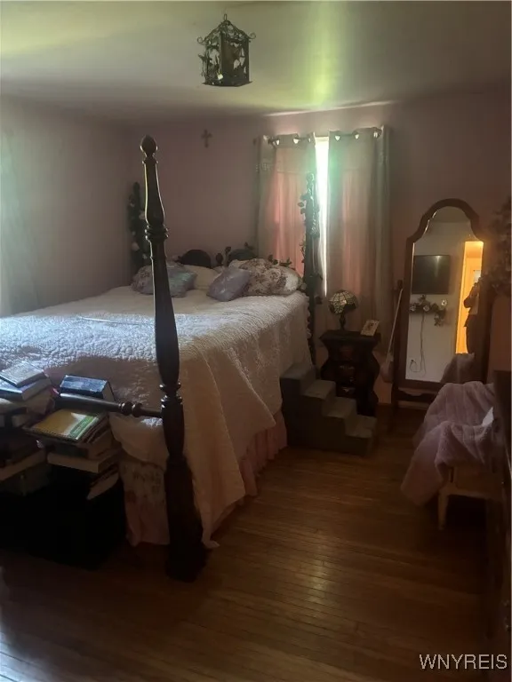 Bedroom 1 lower