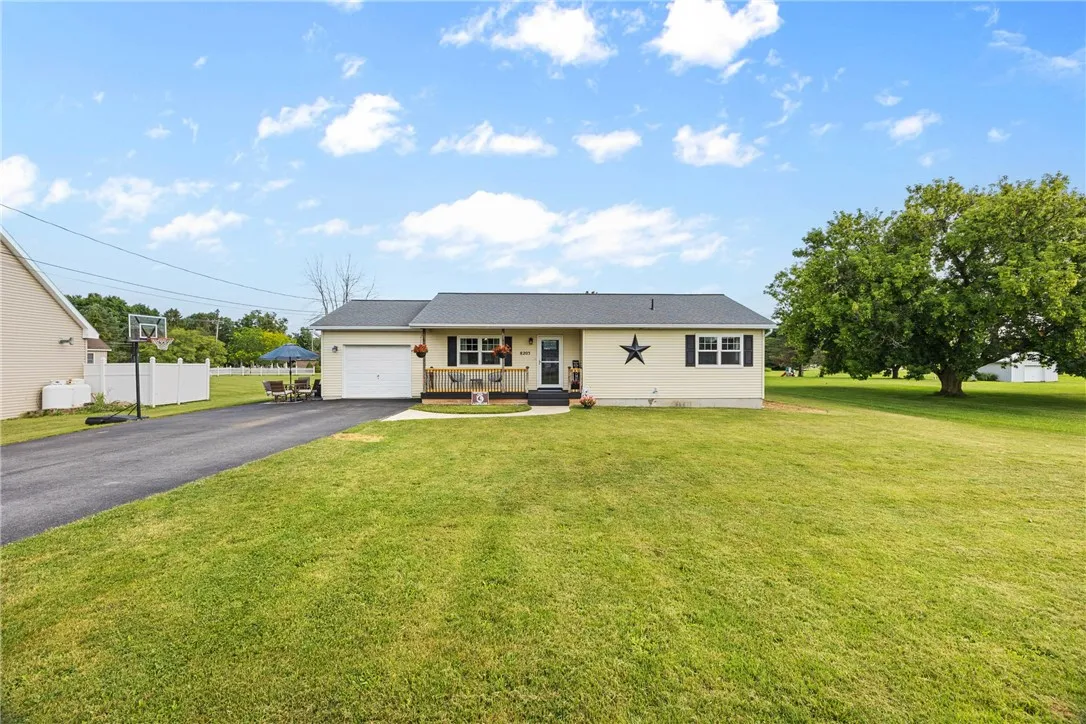 8203 Westphal Parkway, Lyons, New York 14489, Lyons, New York 14489, 3 Bedrooms Bedrooms, 6 Rooms Rooms,1 BathroomBathrooms,Residential,Closed,8203 Westphal Parkway, Lyons, New York 14489,0,R1624258