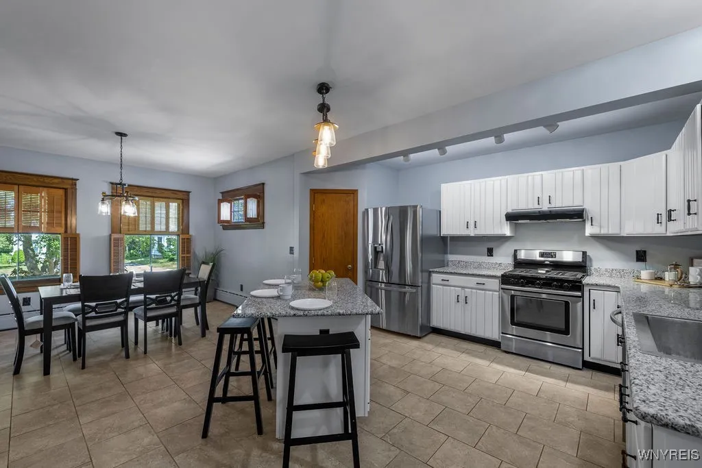 39 Spalding Street, Lockport City, New York 14094, Lockport City, New York 14094, 6 Bedrooms Bedrooms, 9 Rooms Rooms,2 BathroomsBathrooms,Residential,Closed,39 Spalding Street, Lockport City, New York 14094,0,B1624653