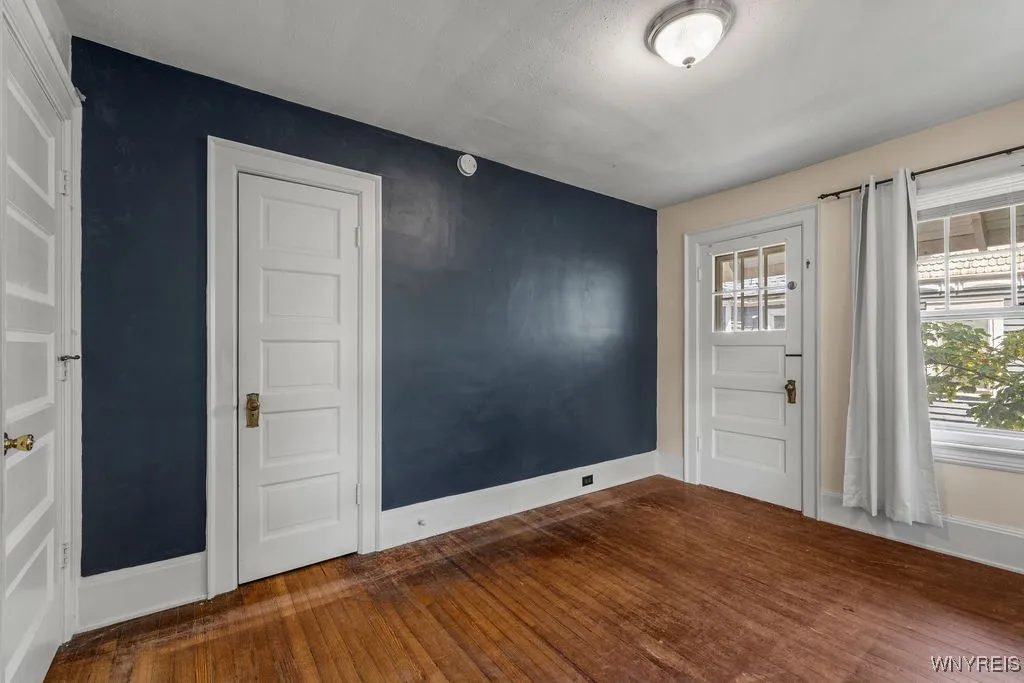 39 Spalding Street, Lockport City, New York 14094, Lockport City, New York 14094, 6 Bedrooms Bedrooms, 9 Rooms Rooms,2 BathroomsBathrooms,Residential,Closed,39 Spalding Street, Lockport City, New York 14094,0,B1624653