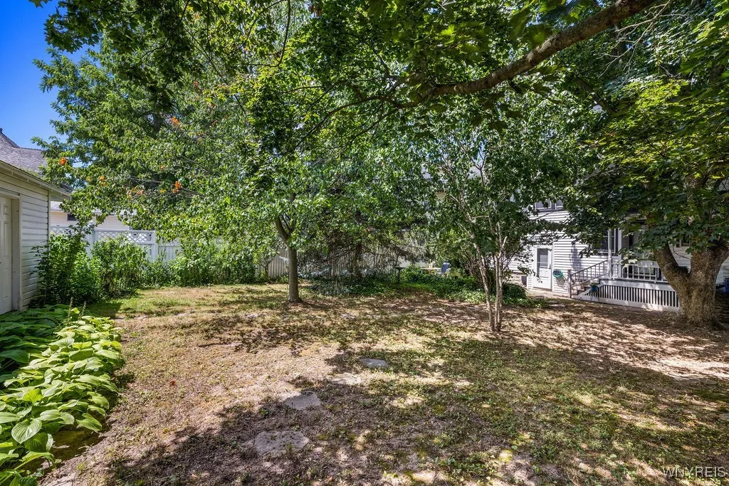 39 Spalding Street, Lockport City, New York 14094, Lockport City, New York 14094, 6 Bedrooms Bedrooms, 9 Rooms Rooms,2 BathroomsBathrooms,Residential,Closed,39 Spalding Street, Lockport City, New York 14094,0,B1624653