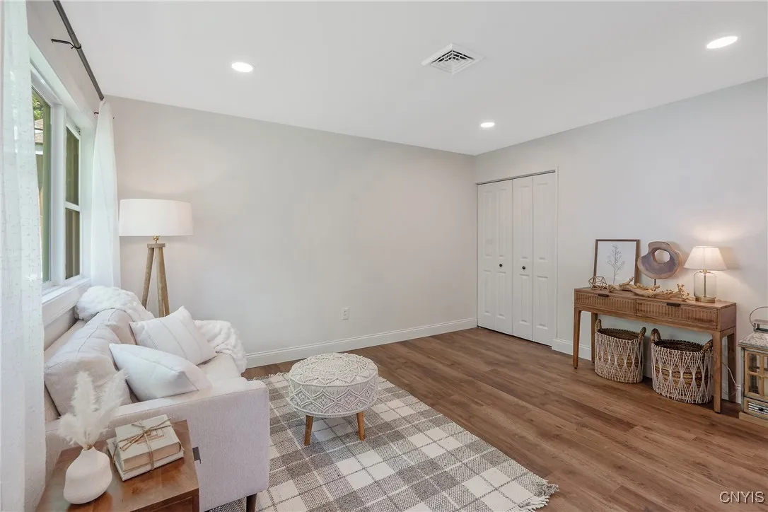 7815 Areopagitica Avenue, Cicero, New York 13030, Cicero, New York 13030, 3 Bedrooms Bedrooms, 7 Rooms Rooms,1 BathroomBathrooms,Residential,Closed,7815 Areopagitica Avenue, Cicero, New York 13030,0,S1608985