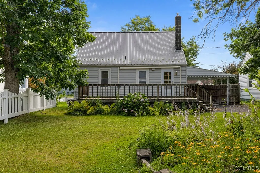 3380 Wallace Drive, Grand Island, New York 14072, Grand Island, New York 14072, 2 Bedrooms Bedrooms, 6 Rooms Rooms,1 BathroomBathrooms,Residential,Closed,3380 Wallace Drive, Grand Island, New York 14072,0,B1624670