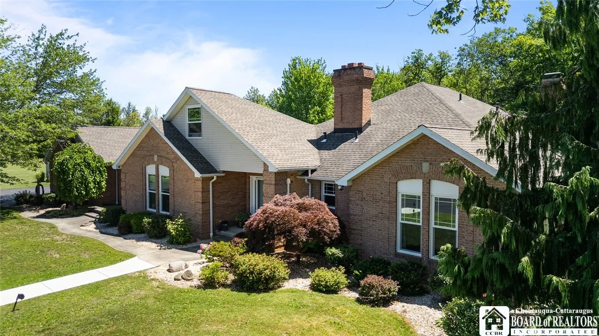 5241 West Lake Road, Pomfret, New York 14048, Pomfret, New York 14048, 4 Bedrooms Bedrooms, 13 Rooms Rooms,3 BathroomsBathrooms,Residential,Closed,5241 West Lake Road, Pomfret, New York 14048,0,R1623950