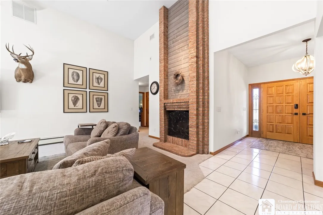 5241 West Lake Road, Pomfret, New York 14048, Pomfret, New York 14048, 4 Bedrooms Bedrooms, 13 Rooms Rooms,3 BathroomsBathrooms,Residential,Closed,5241 West Lake Road, Pomfret, New York 14048,0,R1623950