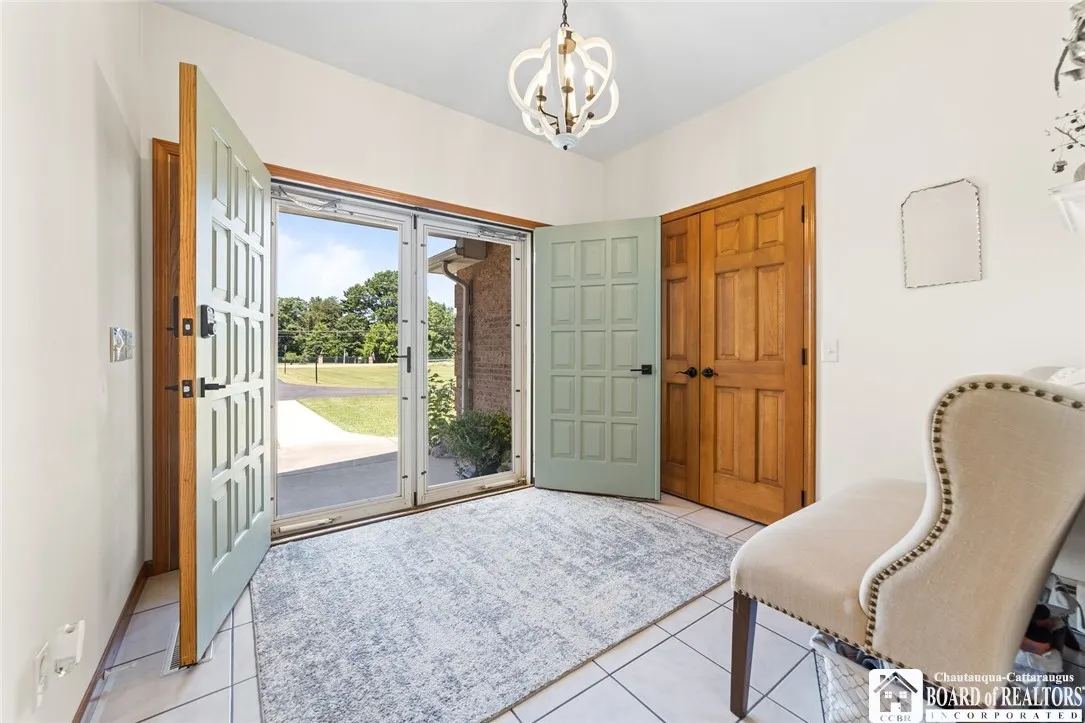 5241 West Lake Road, Pomfret, New York 14048, Pomfret, New York 14048, 4 Bedrooms Bedrooms, 13 Rooms Rooms,3 BathroomsBathrooms,Residential,Closed,5241 West Lake Road, Pomfret, New York 14048,0,R1623950