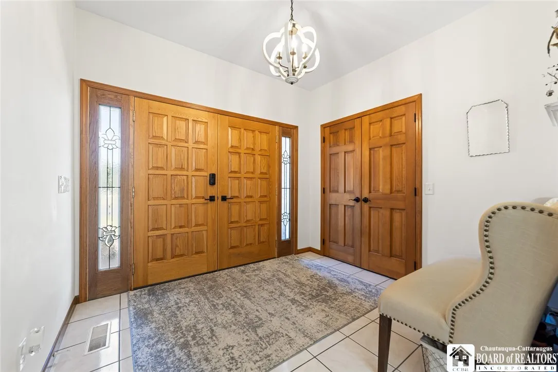 5241 West Lake Road, Pomfret, New York 14048, Pomfret, New York 14048, 4 Bedrooms Bedrooms, 13 Rooms Rooms,3 BathroomsBathrooms,Residential,Closed,5241 West Lake Road, Pomfret, New York 14048,0,R1623950