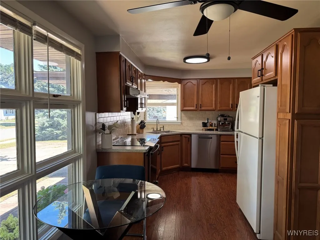 127 Bannard Avenue, Tonawanda, New York 14150, Tonawanda, New York 14150, 3 Bedrooms Bedrooms, 6 Rooms Rooms,1 BathroomBathrooms,Residential,Closed,127 Bannard Avenue, Tonawanda, New York 14150,0,B1624346