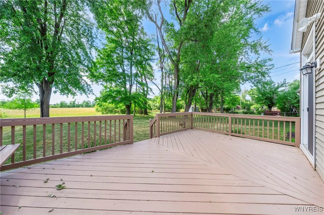 4320 Barton Road, Clarence, New York 14031, Clarence, New York 14031, 4 Bedrooms Bedrooms, 6 Rooms Rooms,2 BathroomsBathrooms,Residential,For Sale,4320 Barton Road, Clarence, New York 14031,B1624537