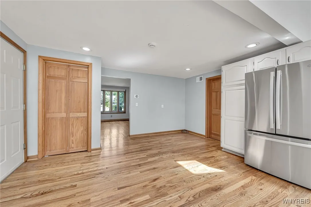 4320 Barton Road, Clarence, New York 14031, Clarence, New York 14031, 4 Bedrooms Bedrooms, 6 Rooms Rooms,2 BathroomsBathrooms,Residential,For Sale,4320 Barton Road, Clarence, New York 14031,B1624537