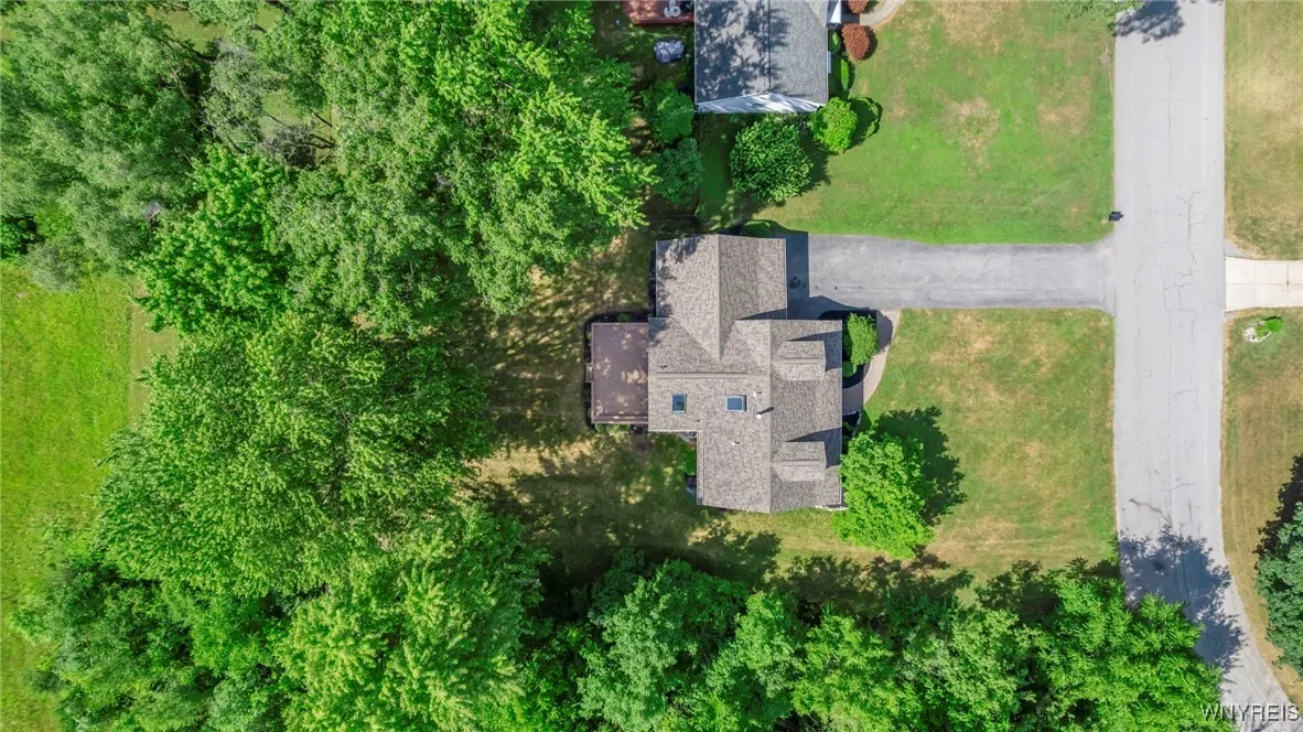 4320 Barton Road, Clarence, New York 14031, Clarence, New York 14031, 4 Bedrooms Bedrooms, 6 Rooms Rooms,2 BathroomsBathrooms,Residential,For Sale,4320 Barton Road, Clarence, New York 14031,B1624537