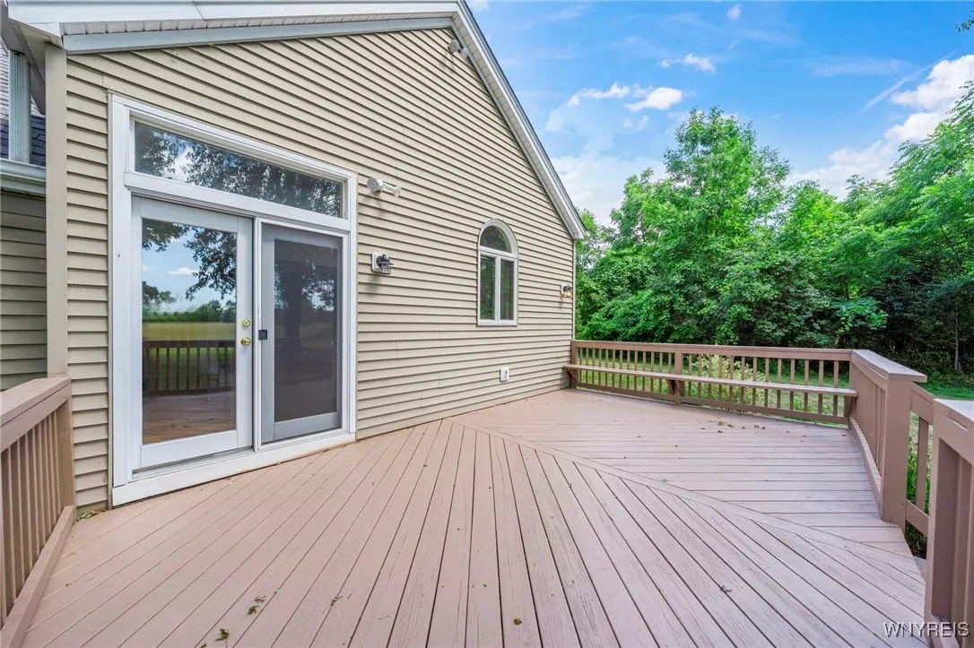4320 Barton Road, Clarence, New York 14031, Clarence, New York 14031, 4 Bedrooms Bedrooms, 6 Rooms Rooms,2 BathroomsBathrooms,Residential,For Sale,4320 Barton Road, Clarence, New York 14031,B1624537