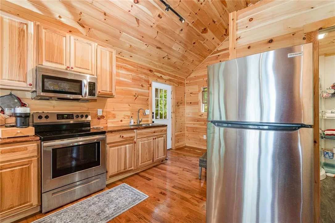 15631 Fire Lane 2, Sterling, New York 13156, Sterling, New York 13156, 3 Bedrooms Bedrooms, 6 Rooms Rooms,1 BathroomBathrooms,Residential,Closed,15631 Fire Lane 2, Sterling, New York 13156,0,R1624286