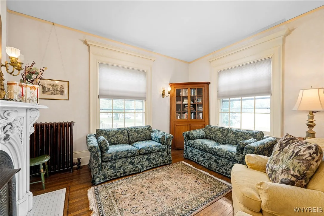 33 Colonial Circle, Buffalo, New York 14222, Buffalo, New York 14222, 5 Bedrooms Bedrooms, 17 Rooms Rooms,3 BathroomsBathrooms,Residential,For Sale,33 Colonial Circle, Buffalo, New York 14222,B1623894