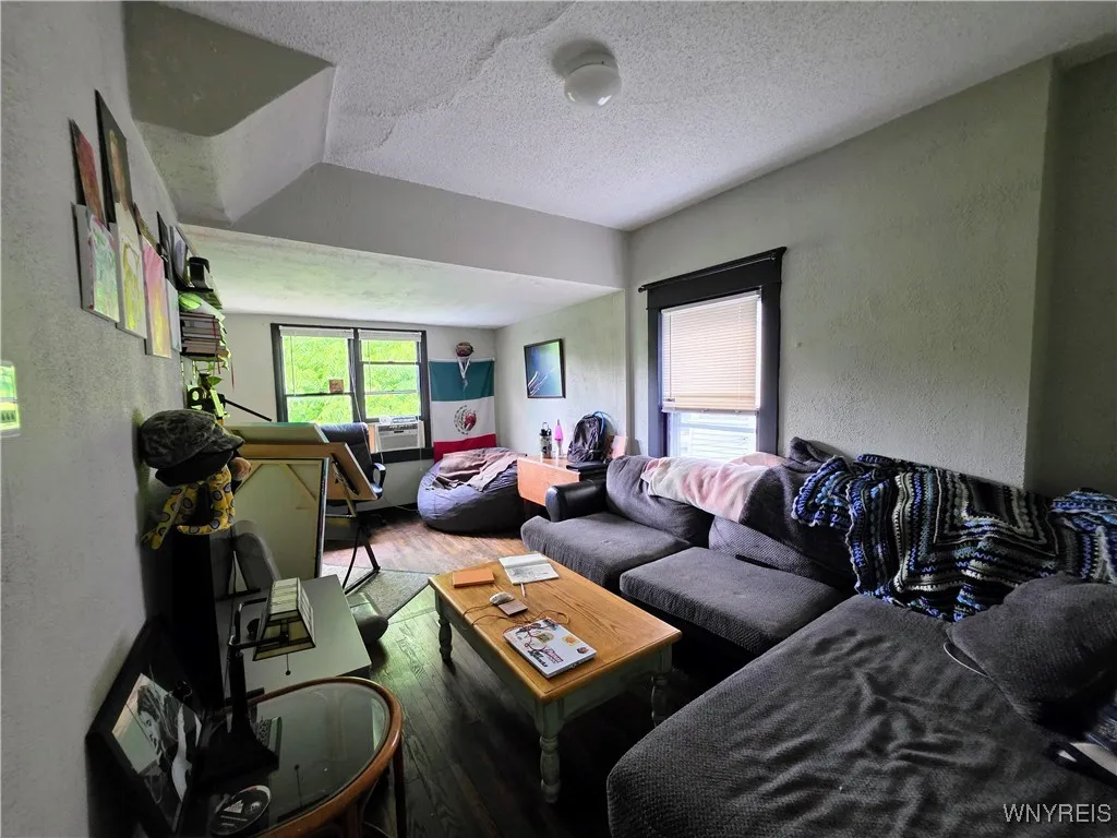 1042 Elmwood Avenue, Buffalo, New York 14222, Buffalo, New York 14222, 3 Bedrooms Bedrooms, ,4 BathroomsBathrooms,Residential,For Sale,1042 Elmwood Avenue, Buffalo, New York 14222,B1624629