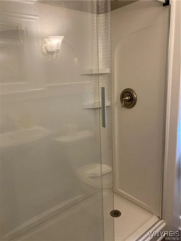 1042 Elmwood Avenue, Buffalo, New York 14222, Buffalo, New York 14222, 3 Bedrooms Bedrooms, ,4 BathroomsBathrooms,Residential,For Sale,1042 Elmwood Avenue, Buffalo, New York 14222,B1624629
