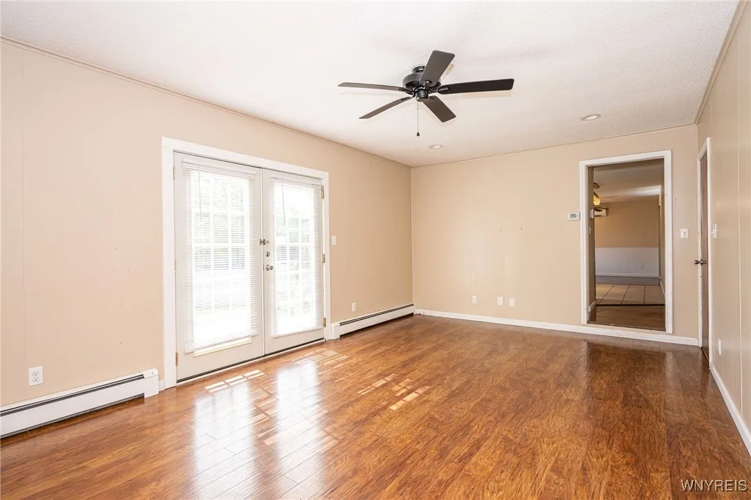 136 Heather Hill Drive, West Seneca, New York 1422, West Seneca, New York 14224, 3 Bedrooms Bedrooms, 9 Rooms Rooms,1 BathroomBathrooms,Residential,Closed,136 Heather Hill Drive, West Seneca, New York 1422,0,B1624445