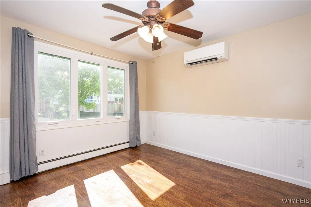 136 Heather Hill Drive, West Seneca, New York 1422, West Seneca, New York 14224, 3 Bedrooms Bedrooms, 9 Rooms Rooms,1 BathroomBathrooms,Residential,Closed,136 Heather Hill Drive, West Seneca, New York 1422,0,B1624445