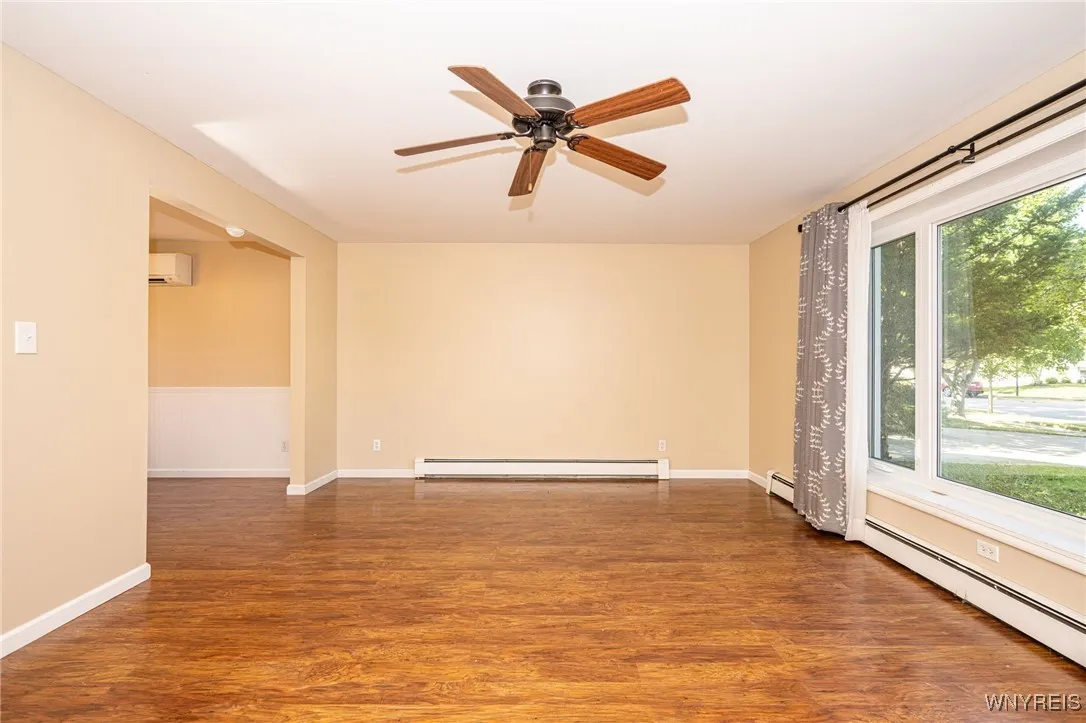 136 Heather Hill Drive, West Seneca, New York 1422, West Seneca, New York 14224, 3 Bedrooms Bedrooms, 9 Rooms Rooms,1 BathroomBathrooms,Residential,Closed,136 Heather Hill Drive, West Seneca, New York 1422,0,B1624445