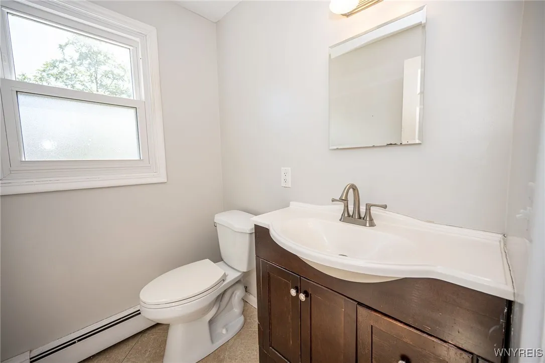 136 Heather Hill Drive, West Seneca, New York 1422, West Seneca, New York 14224, 3 Bedrooms Bedrooms, 9 Rooms Rooms,1 BathroomBathrooms,Residential,Closed,136 Heather Hill Drive, West Seneca, New York 1422,0,B1624445