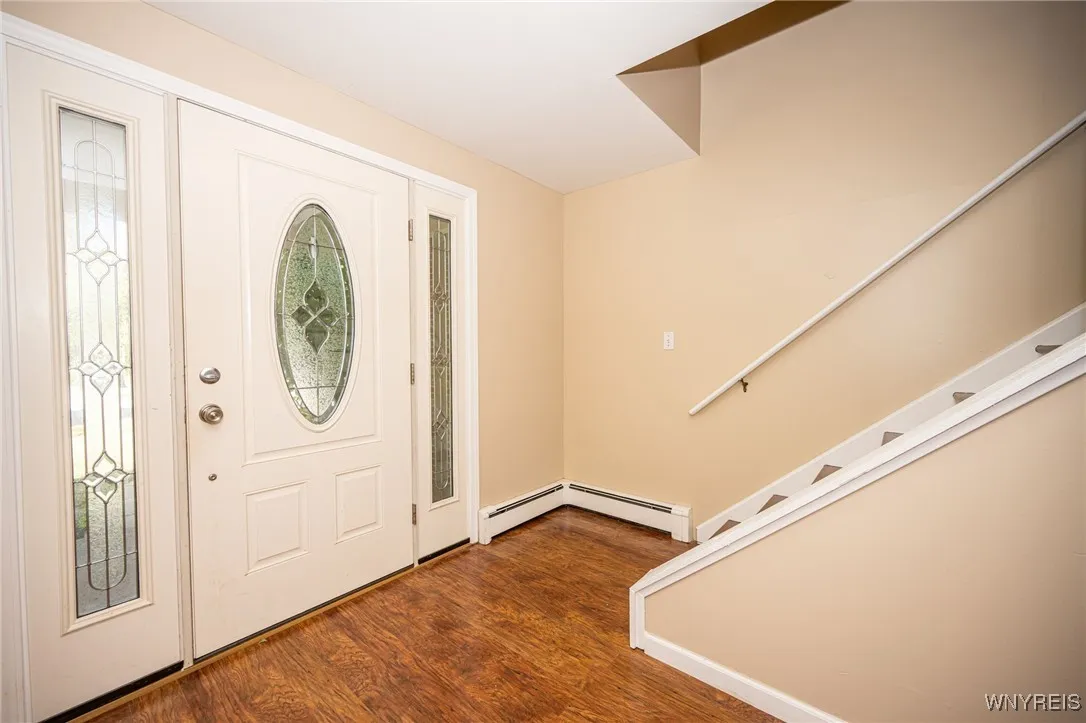 136 Heather Hill Drive, West Seneca, New York 1422, West Seneca, New York 14224, 3 Bedrooms Bedrooms, 9 Rooms Rooms,1 BathroomBathrooms,Residential,Closed,136 Heather Hill Drive, West Seneca, New York 1422,0,B1624445