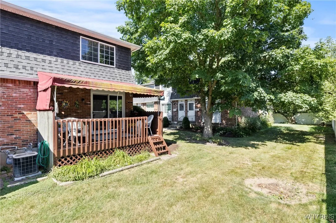 150 South Union Road 132, Amherst, New York 14221, Amherst, New York 14221, 2 Bedrooms Bedrooms, 6 Rooms Rooms,1 BathroomBathrooms,Residential,For Sale,150 South Union Road 132, Amherst, New York 14221,B1624503