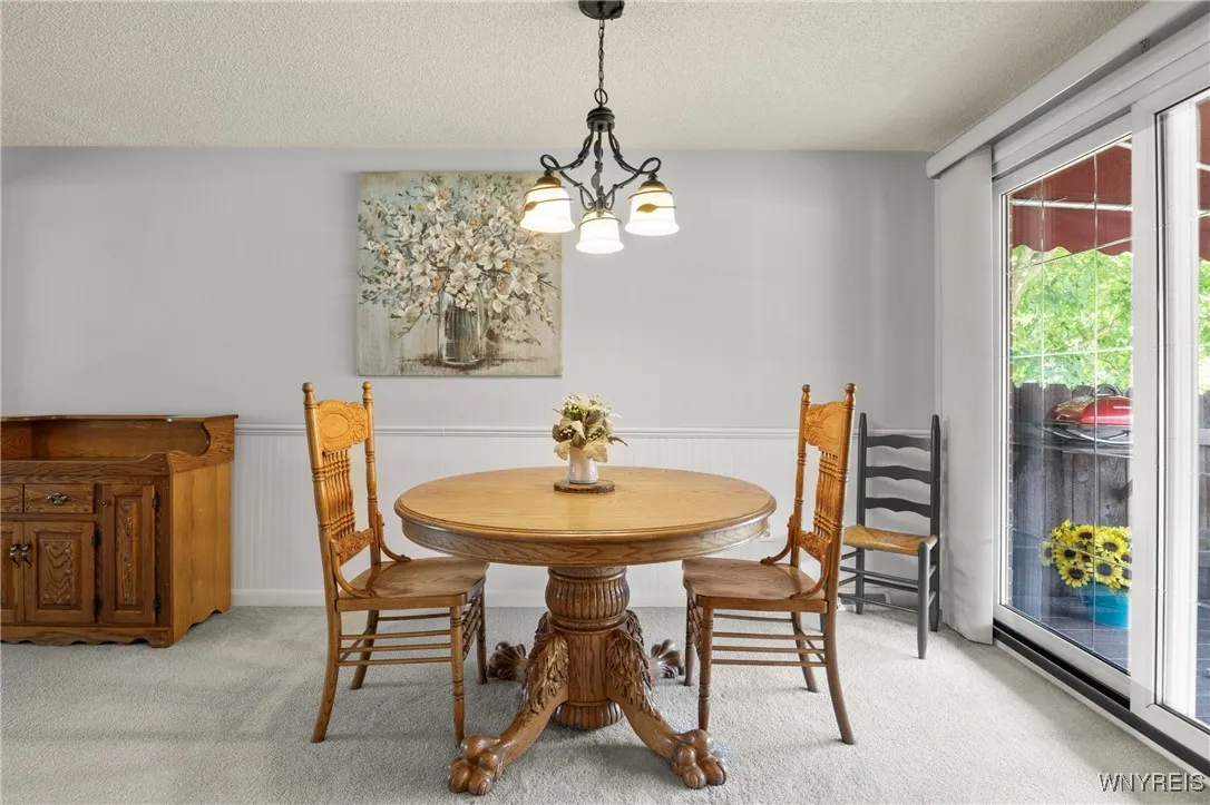 150 South Union Road 132, Amherst, New York 14221, Amherst, New York 14221, 2 Bedrooms Bedrooms, 6 Rooms Rooms,1 BathroomBathrooms,Residential,For Sale,150 South Union Road 132, Amherst, New York 14221,B1624503