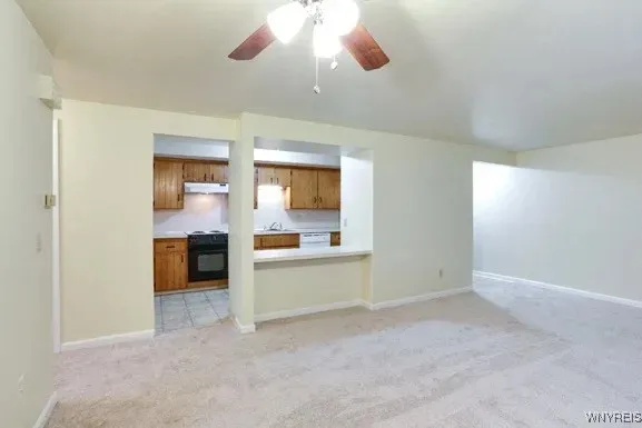 2481 #2481-07 Sheridan Drive, Amherst, New York 14, Amherst, New York 14150, 1 Bedroom Bedrooms, 3 Rooms Rooms,1 BathroomBathrooms,Residential Lease,For Rent,2481 #2481-07 Sheridan Drive, Amherst, New York 14,B1624711