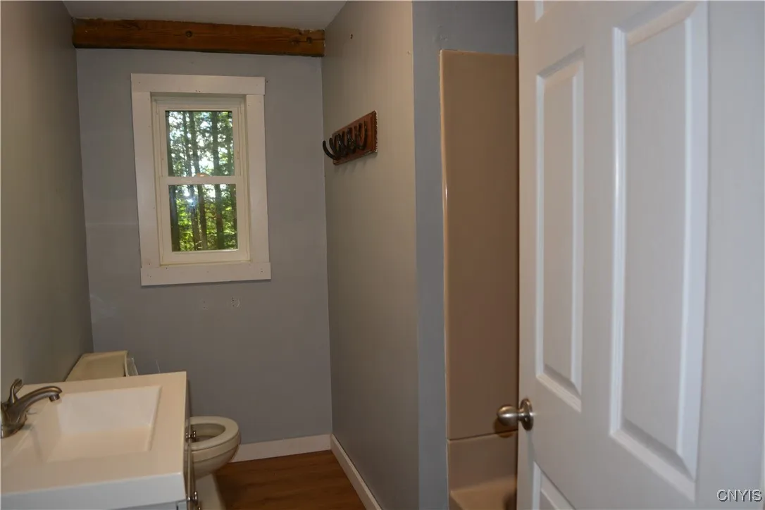 1st Floor Bath
