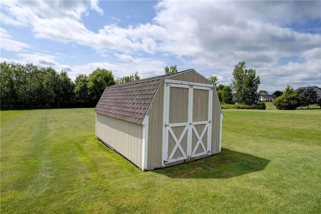 32 Trestle Trl, Chili, New York 14514, Chili, New York 14514, 3 Bedrooms Bedrooms, 8 Rooms Rooms,2 BathroomsBathrooms,Residential,Closed,32 Trestle Trl, Chili, New York 14514,0,R1624576
