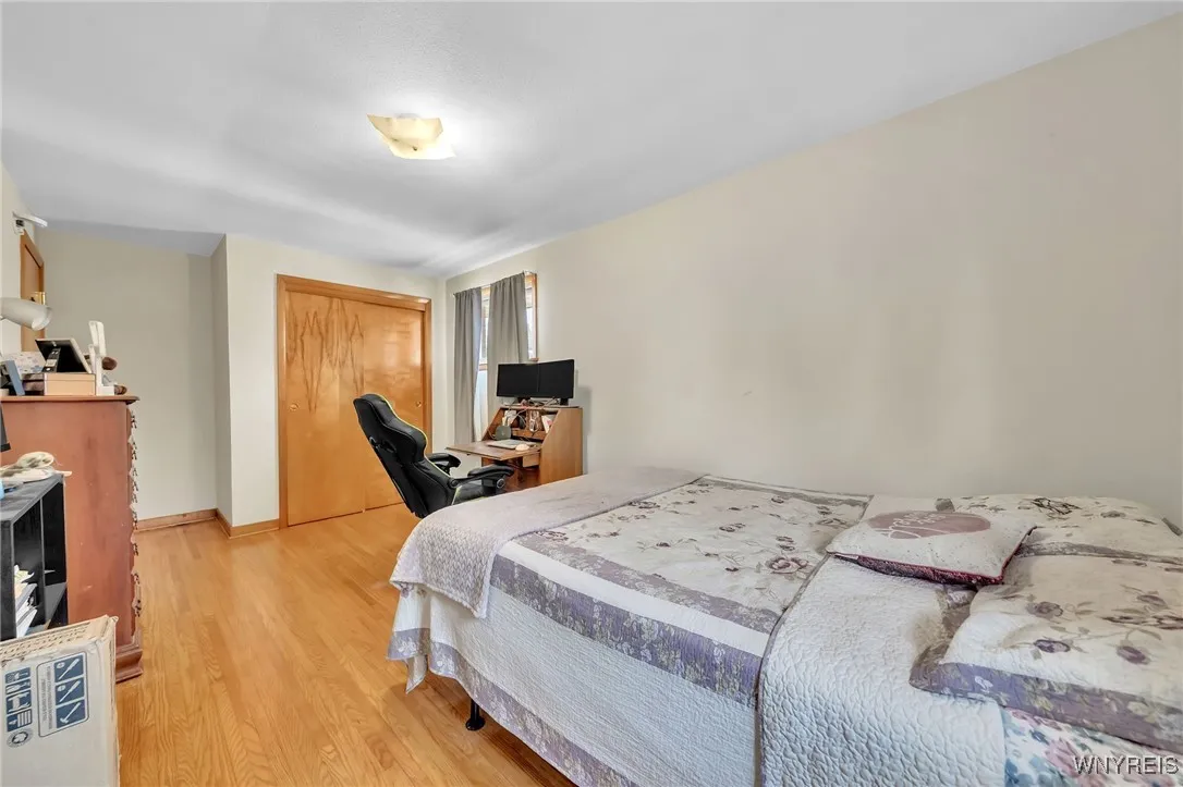 280 Elmsford Drive, West Seneca, New York 14224, West Seneca, New York 14224, 3 Bedrooms Bedrooms, 6 Rooms Rooms,1 BathroomBathrooms,Residential,Closed,280 Elmsford Drive, West Seneca, New York 14224,0,B1624438