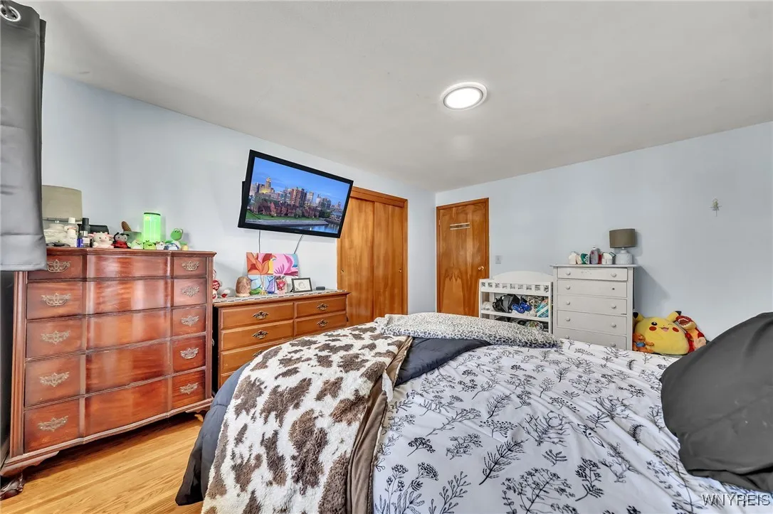 280 Elmsford Drive, West Seneca, New York 14224, West Seneca, New York 14224, 3 Bedrooms Bedrooms, 6 Rooms Rooms,1 BathroomBathrooms,Residential,Closed,280 Elmsford Drive, West Seneca, New York 14224,0,B1624438