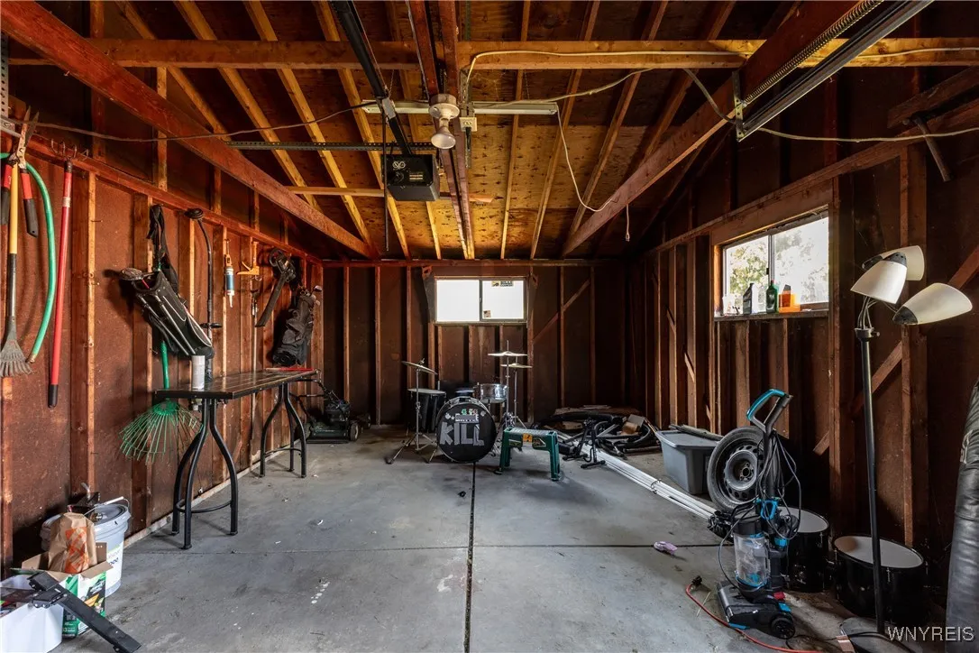 39 Ladner Avenue, Buffalo, New York 14220, Buffalo, New York 14220, 3 Bedrooms Bedrooms, 5 Rooms Rooms,1 BathroomBathrooms,Residential,For Sale,39 Ladner Avenue, Buffalo, New York 14220,B1619072