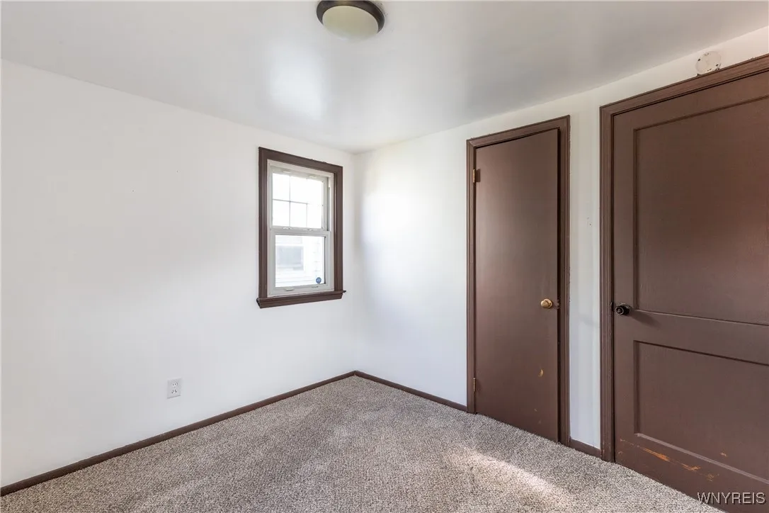 39 Ladner Avenue, Buffalo, New York 14220, Buffalo, New York 14220, 3 Bedrooms Bedrooms, 5 Rooms Rooms,1 BathroomBathrooms,Residential,For Sale,39 Ladner Avenue, Buffalo, New York 14220,B1619072