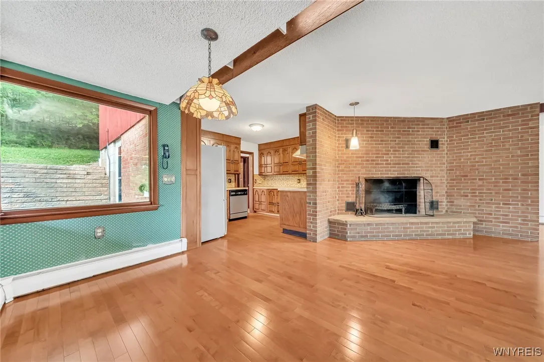 Breakfast area - kitchen